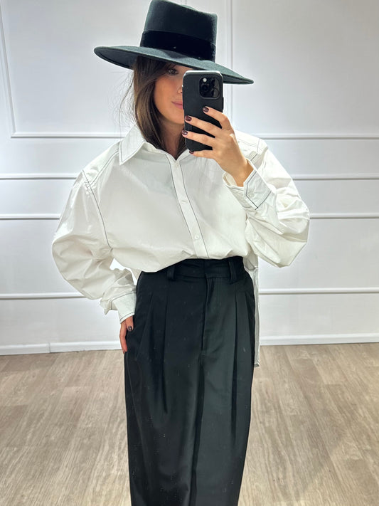 CHEMISE À ÉPAULETTES
