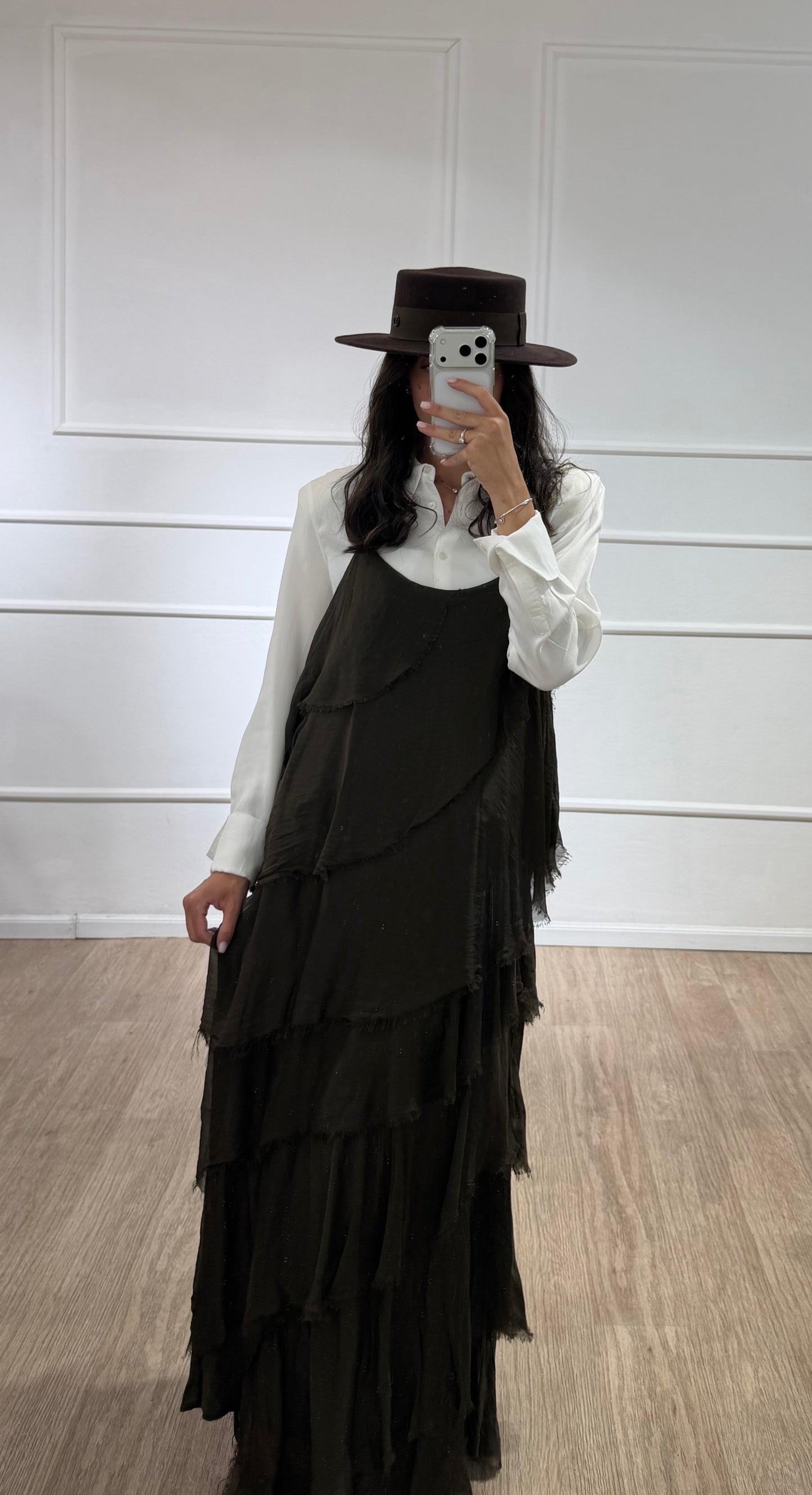 שמלה כתפיות קומות חומה