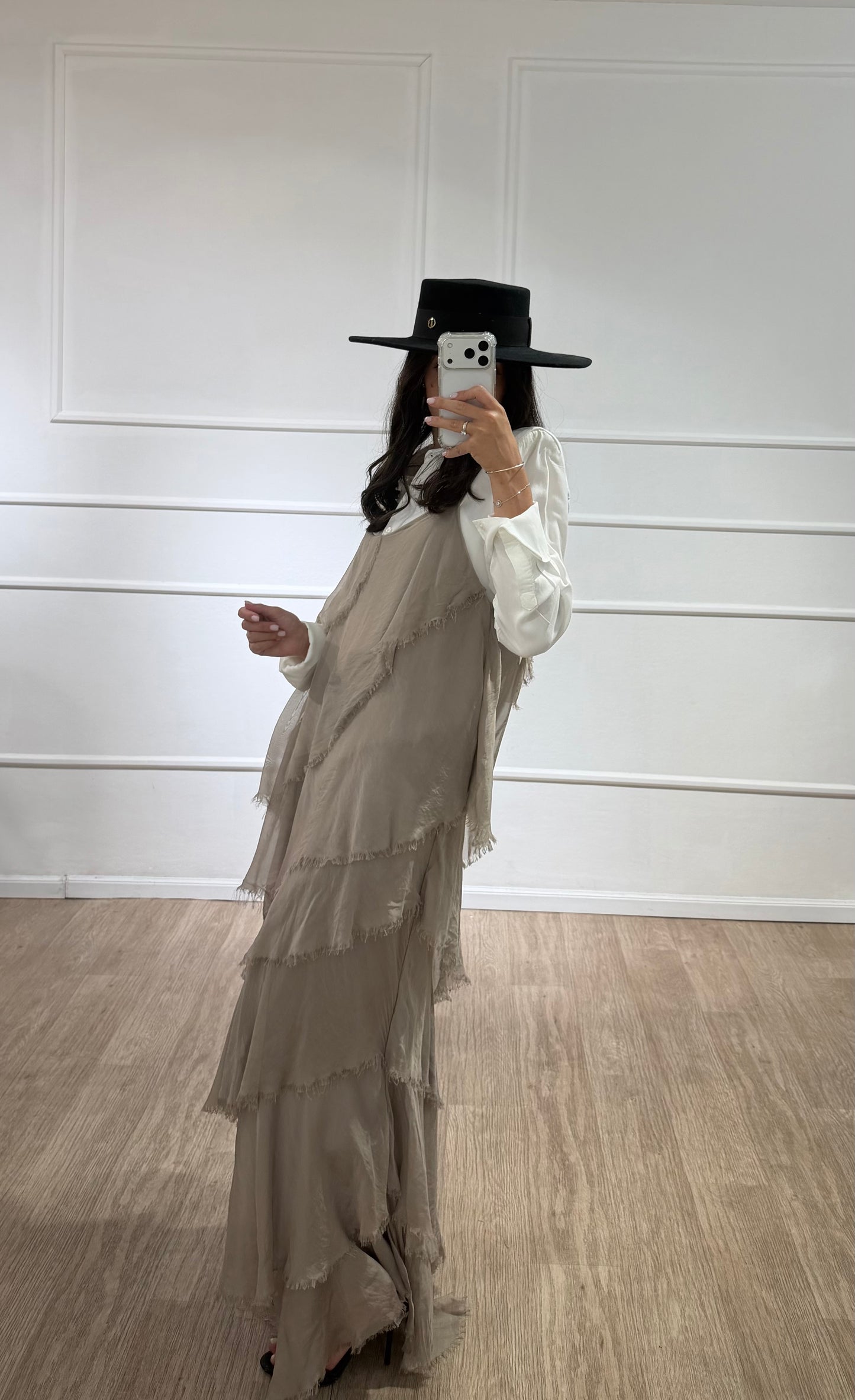 שמלה כתפיות קומות שמפניה