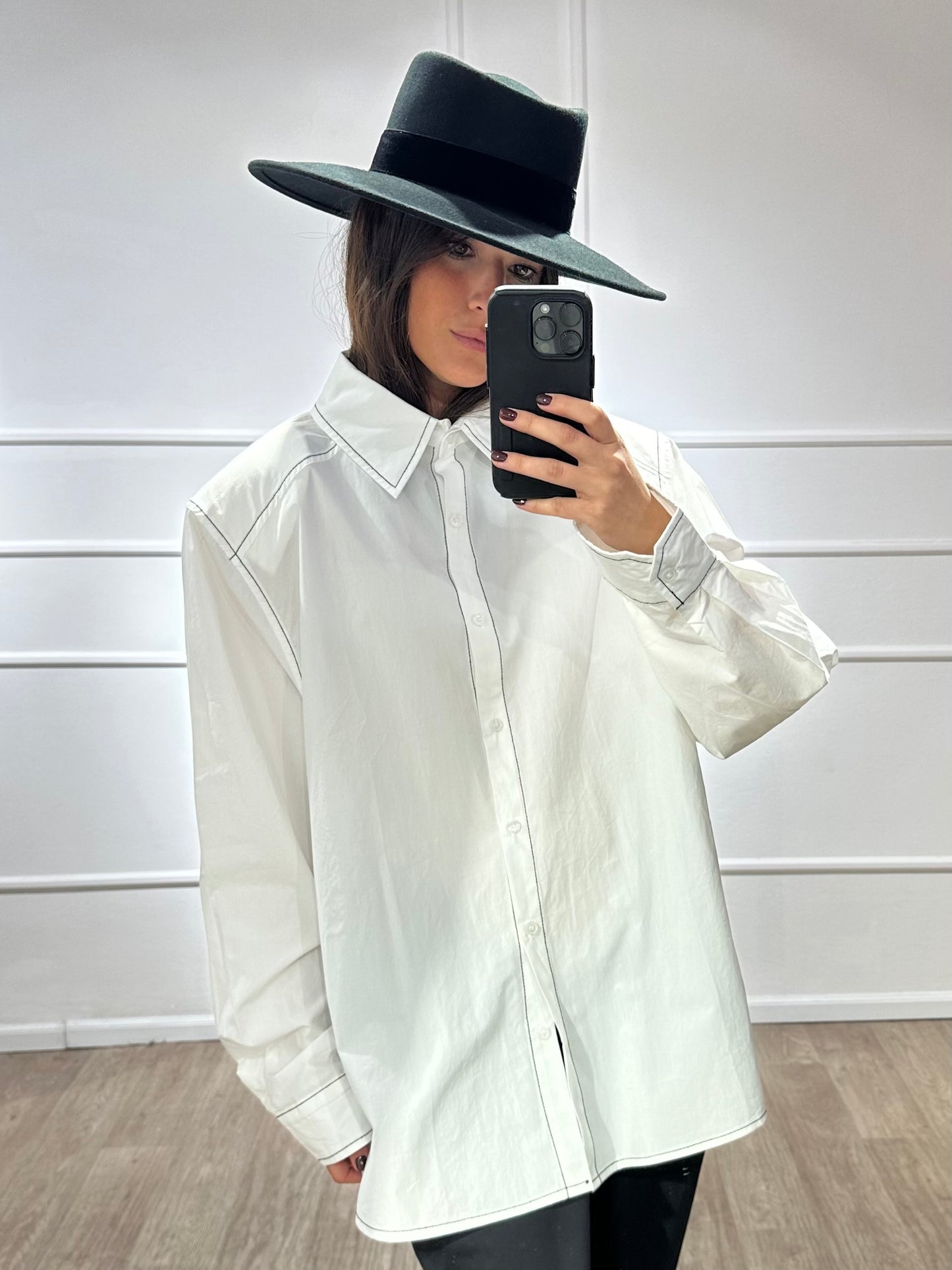 CHEMISE À ÉPAULETTES