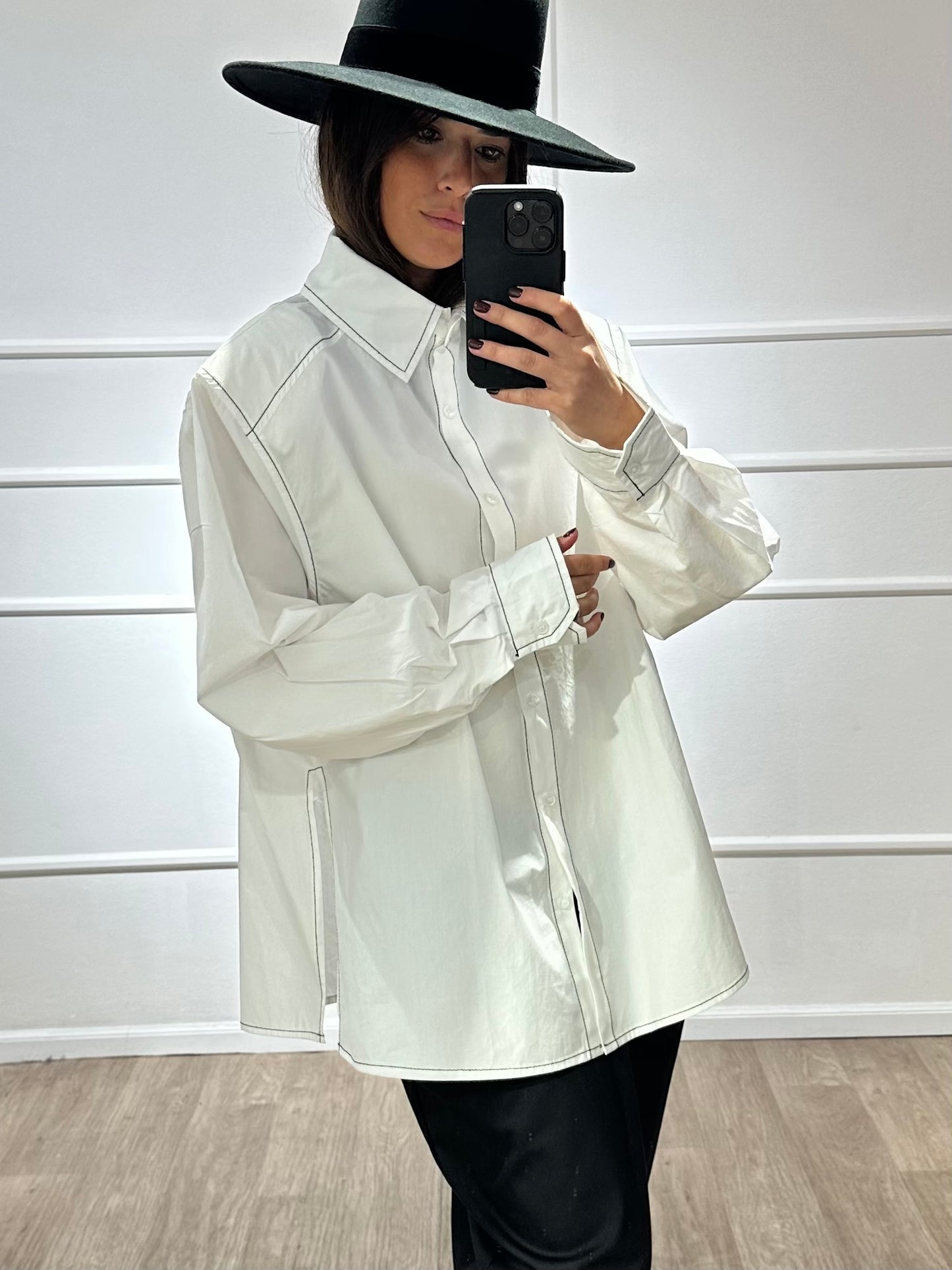 CHEMISE À ÉPAULETTES