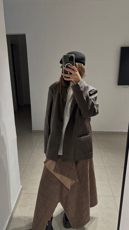 חצאית אי סימטרית משובצת חומה