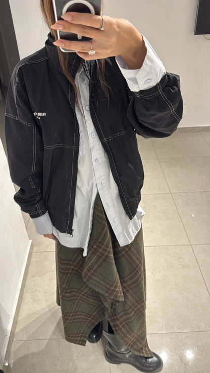 חצאית אי סימטרית משובצת זית 100% צמר